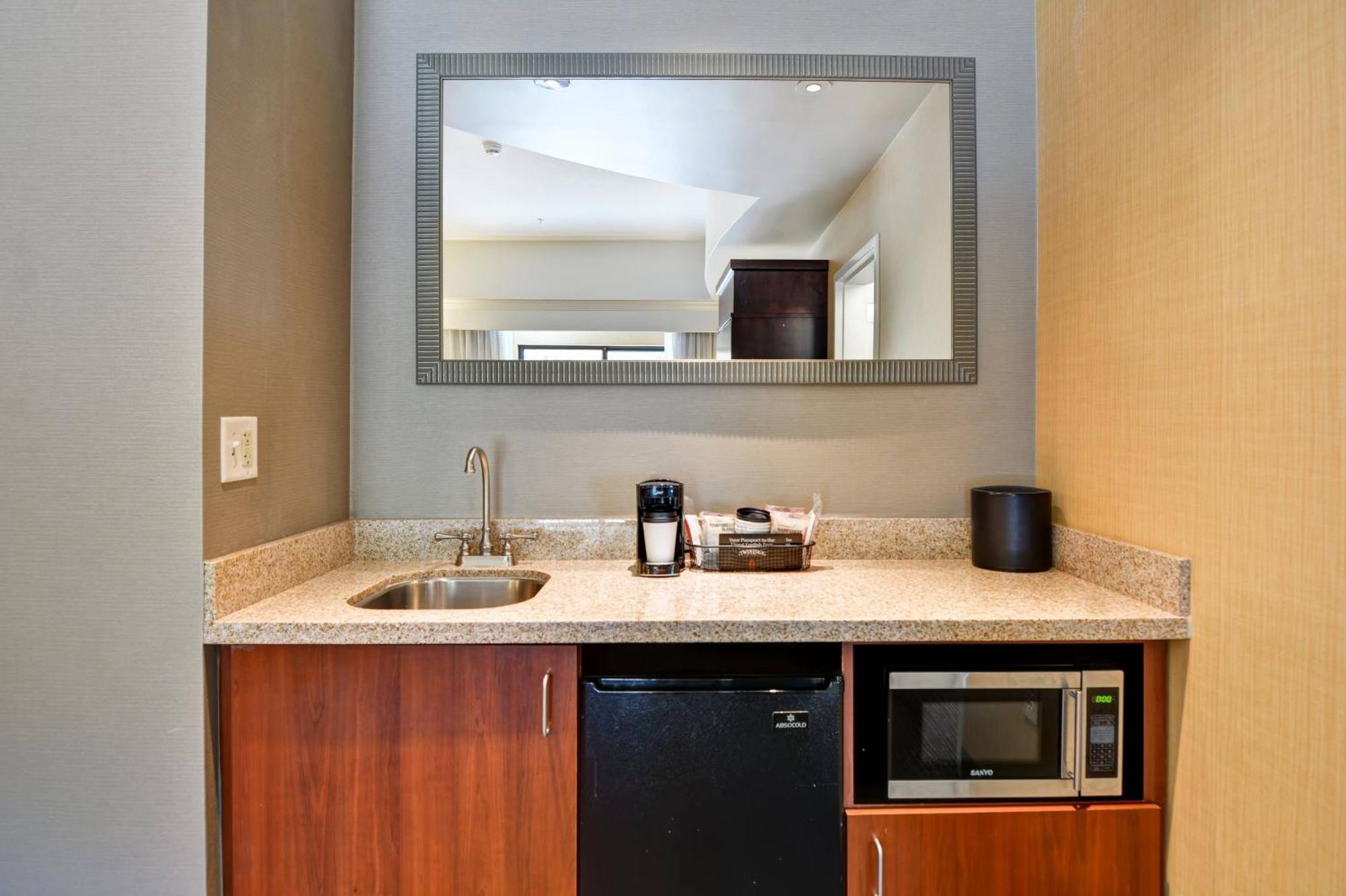 Courtyard 3* Carson City